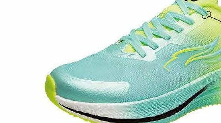 Sunais road running shoe