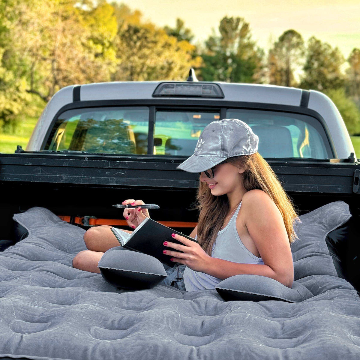 DikaSun 6-6.5 FT Mid Size Pickup Truck Bed Air Mattress,Black-4
