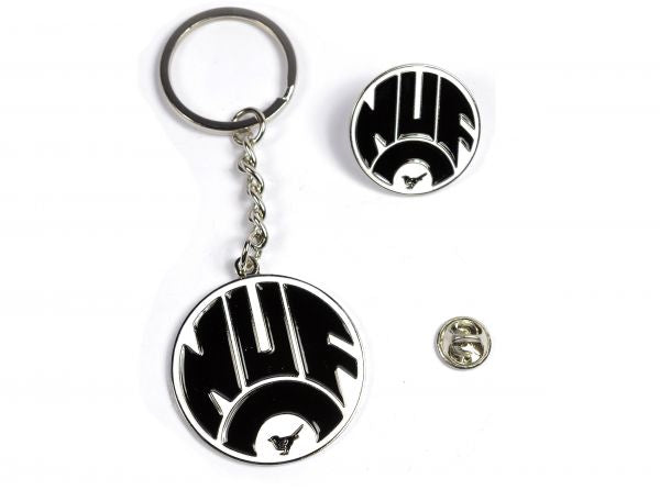 Newcastle United Retro NUF Keyring and Badge Set